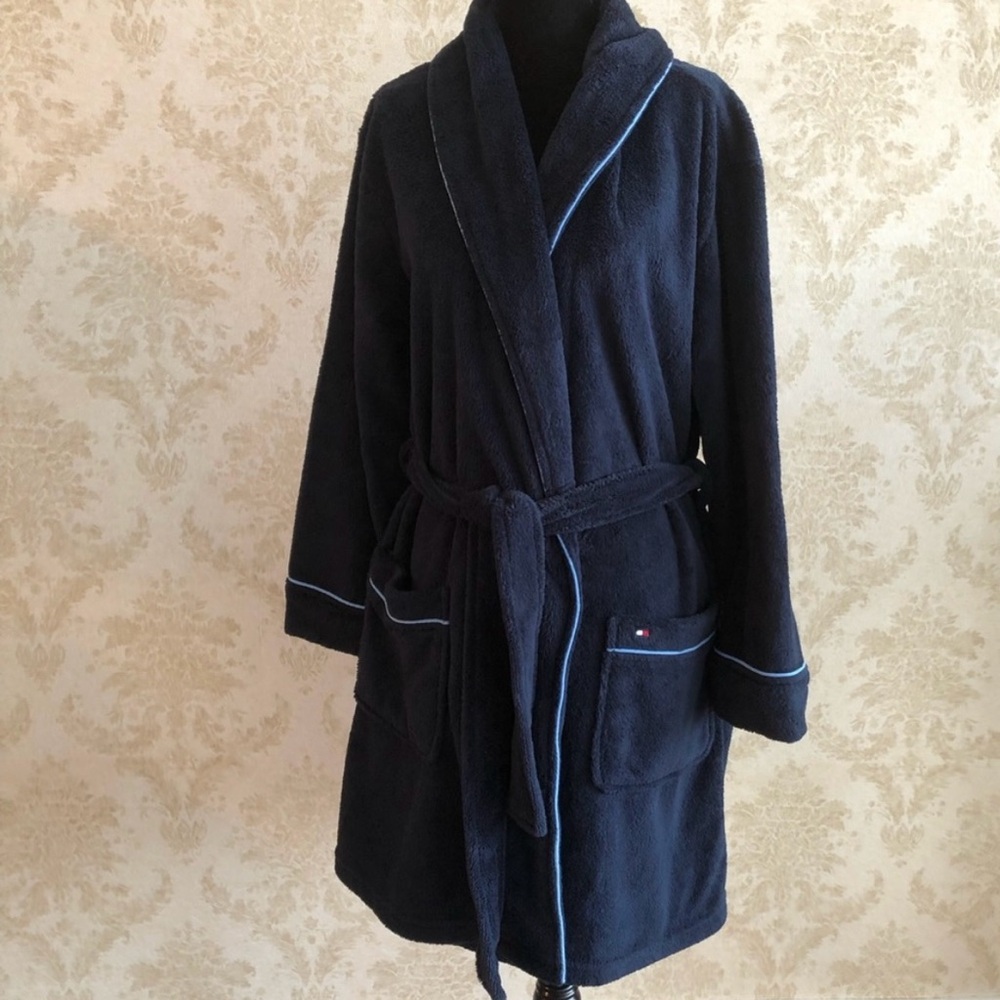 Tommy Hilfiger Navy Blue Robe with Light Blue Trim